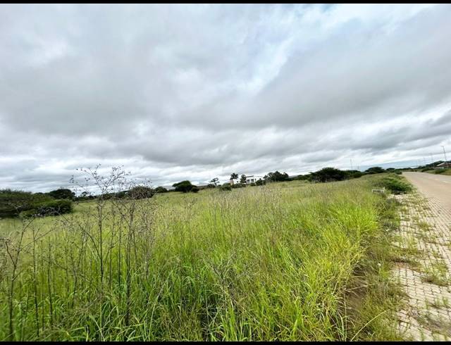 798M² VACANT LAND FOR SALE IN MAGNA VIA INDUSTRIAL